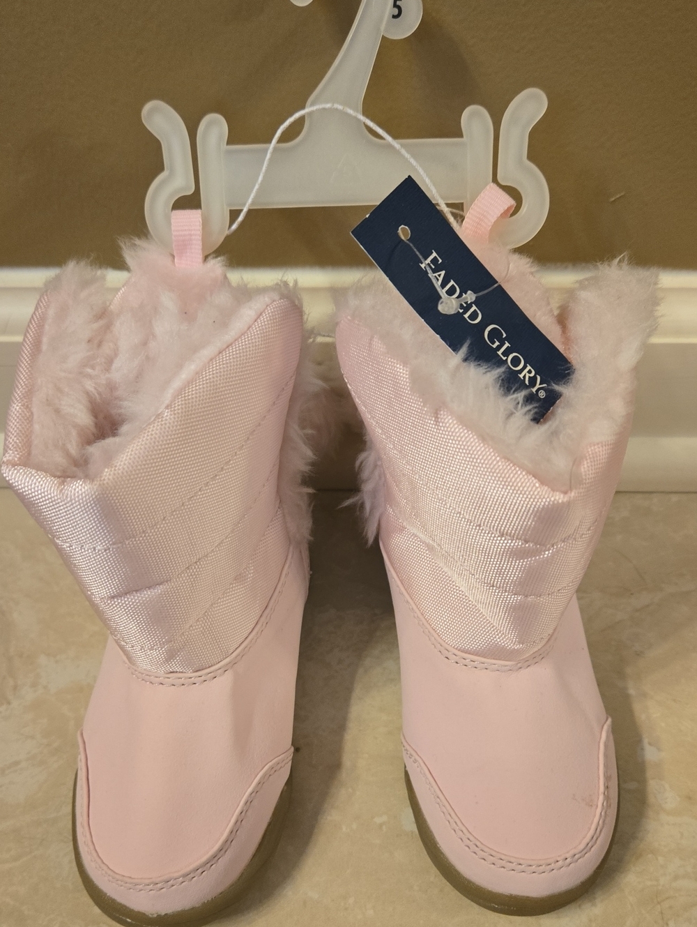 NWT Faded Glory Light Pink Faux Fur Quilted Boots INFANT 5